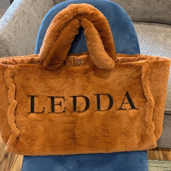 LEDDA Furry Tote Bag - Picture 1 of 3